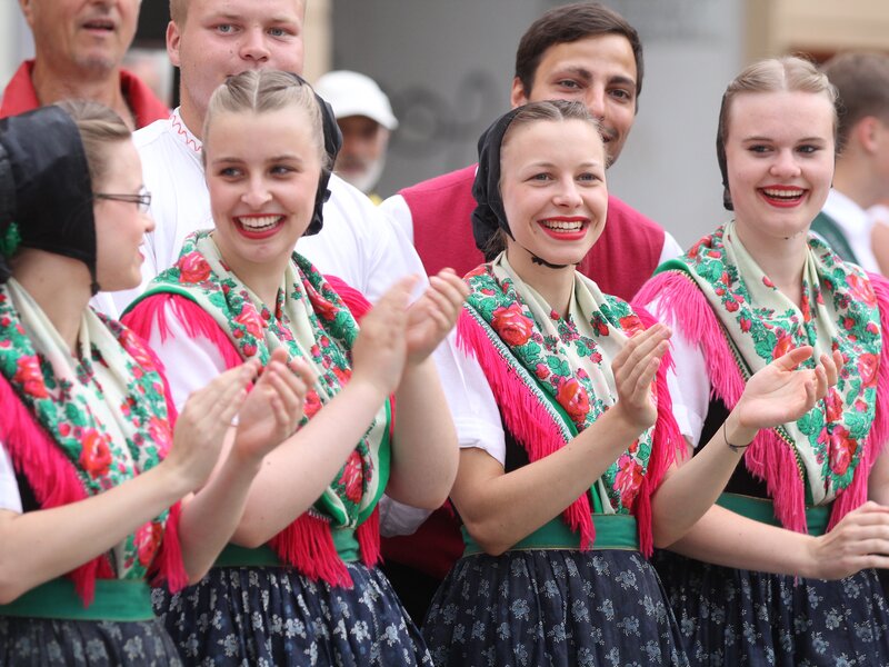 Hoeflein dance group