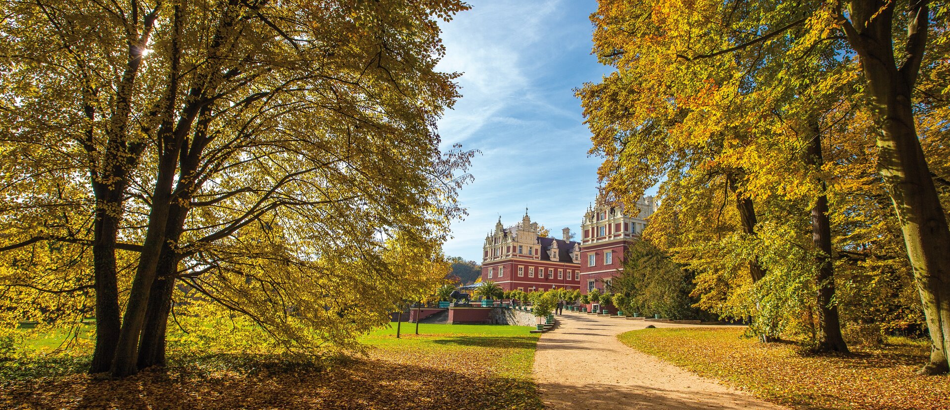 Muskauerův park Příjezdová cesta k novému zámku