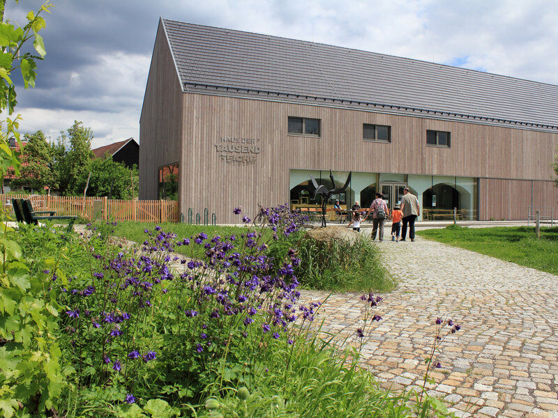 HAUS DER TAUSEND TEICHE