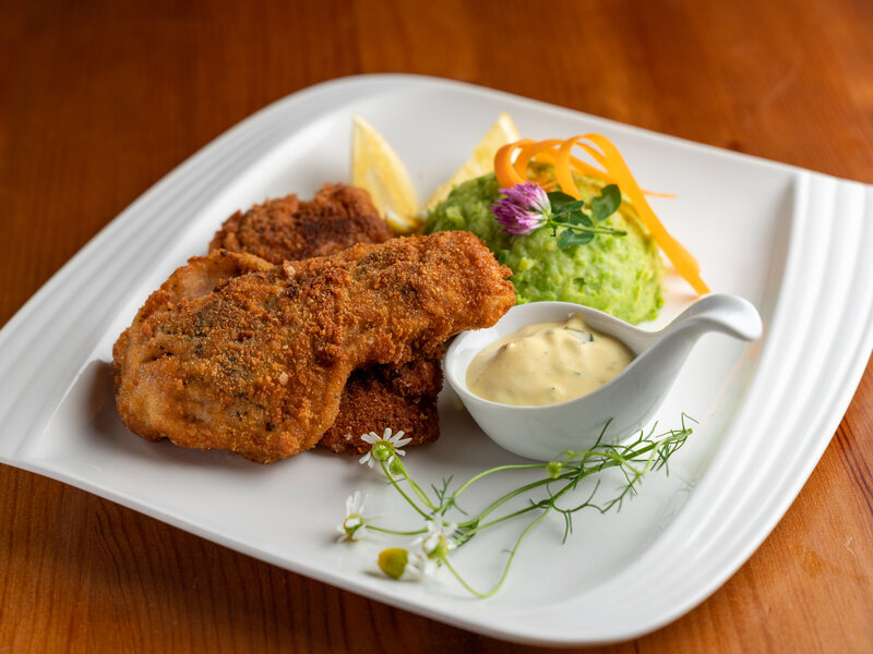 Carp schnitzel with lemon Abbildung Carp schnitzel with lemon