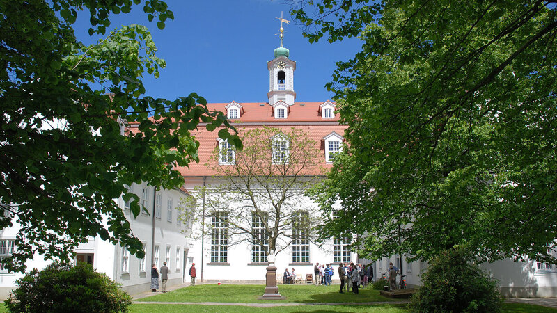 Herrnhutský kostelní sál se zahradou Abbildung Herrnhutský kostelní sál se zahradou