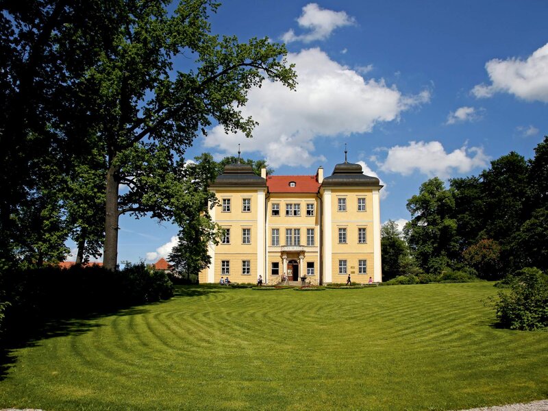 Schloss Lomnitz