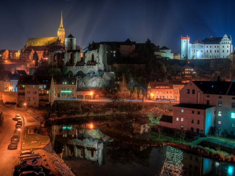 Abbildung Bautzen Nicolaikirchruine  mit Spree