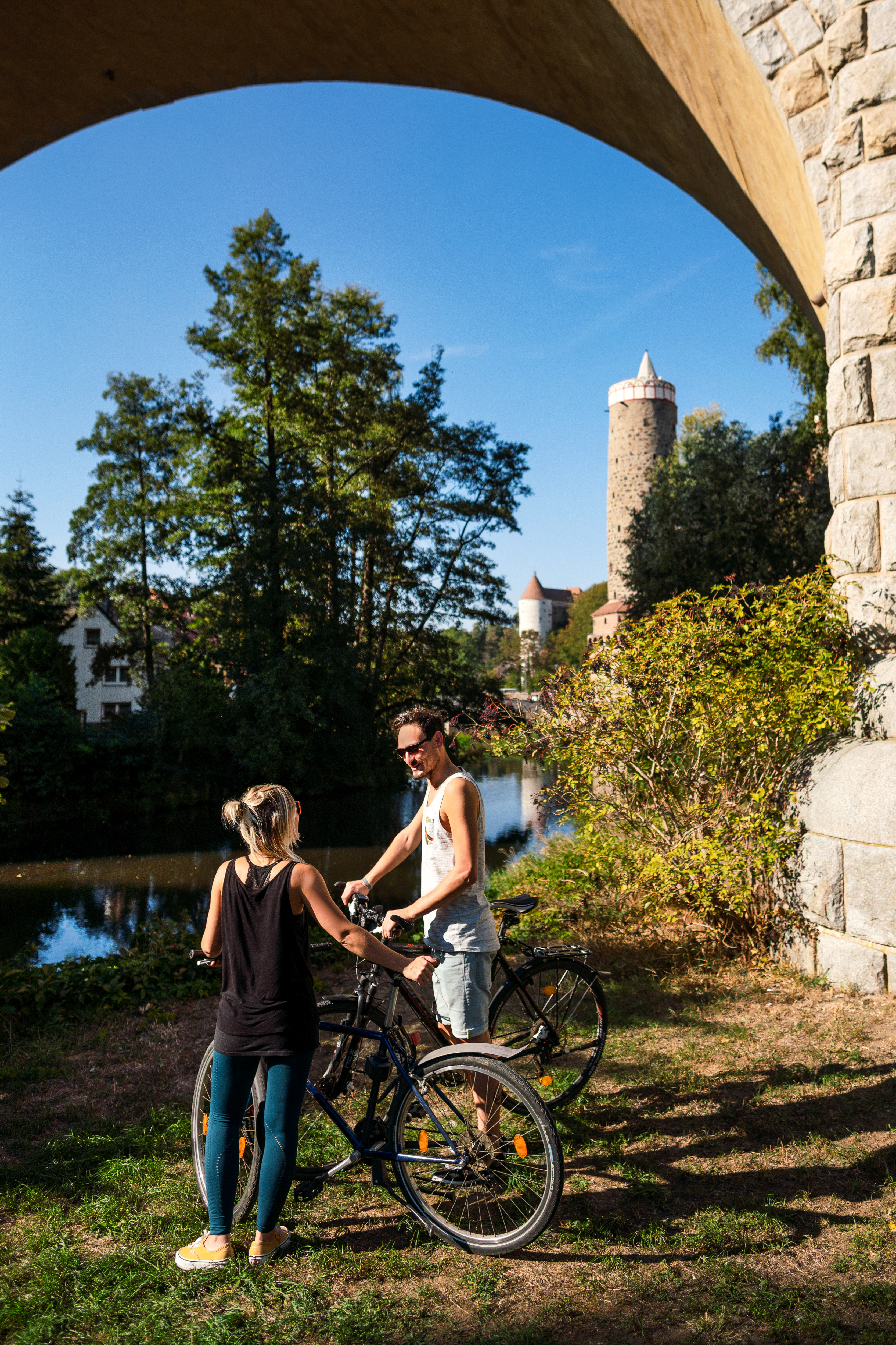 Rowerzyści nad Szprewą i Wasserkunst