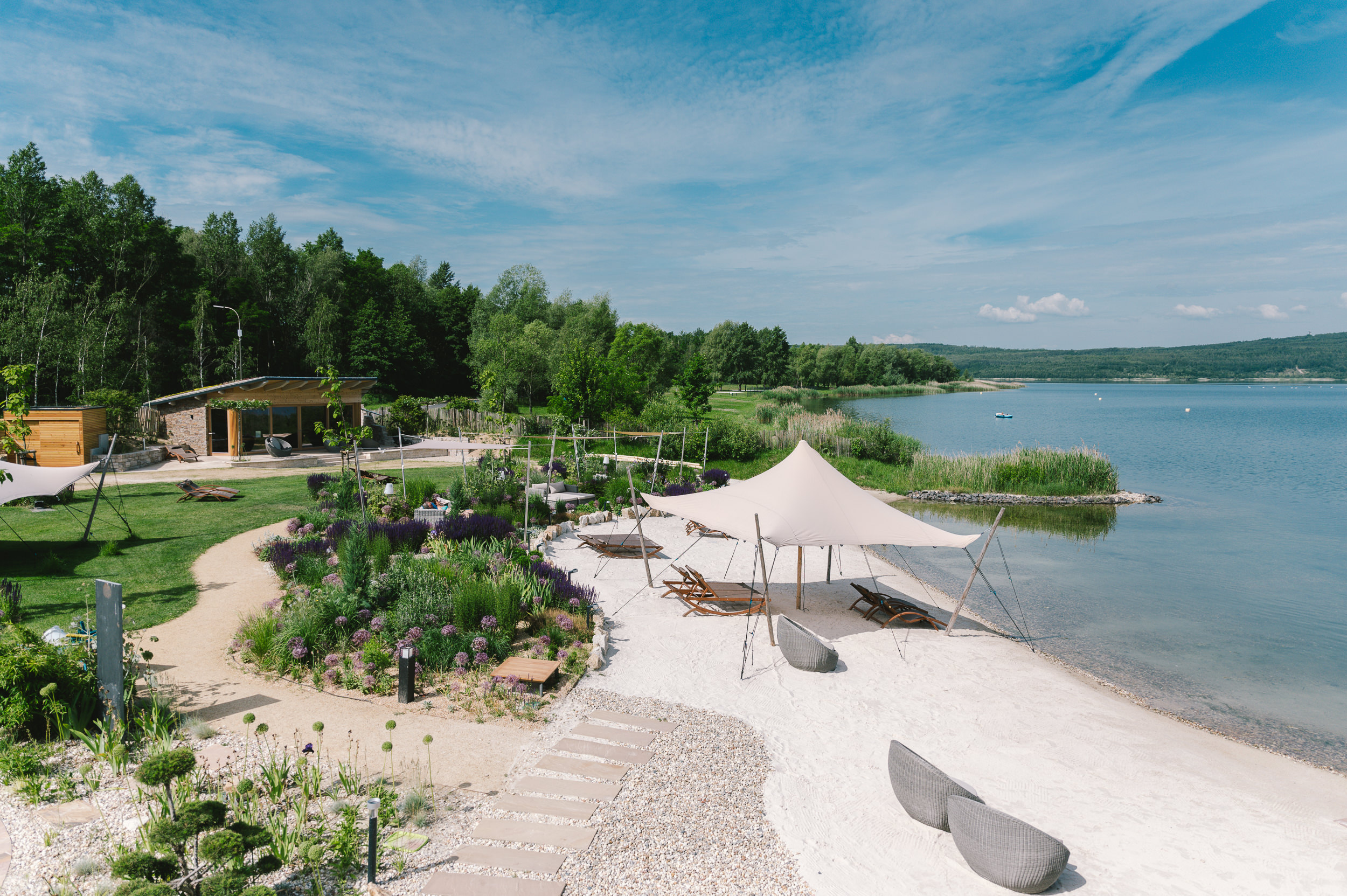 Ostrov smyslů na jezeře Bertzdorf