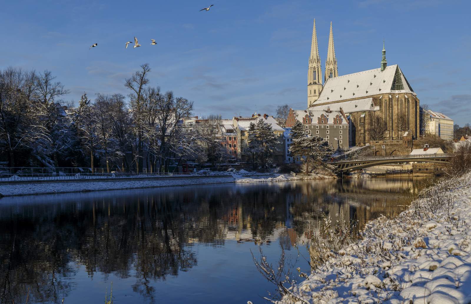 Goerlitz Winter Neisseufer Peterskirche Staroměstský most