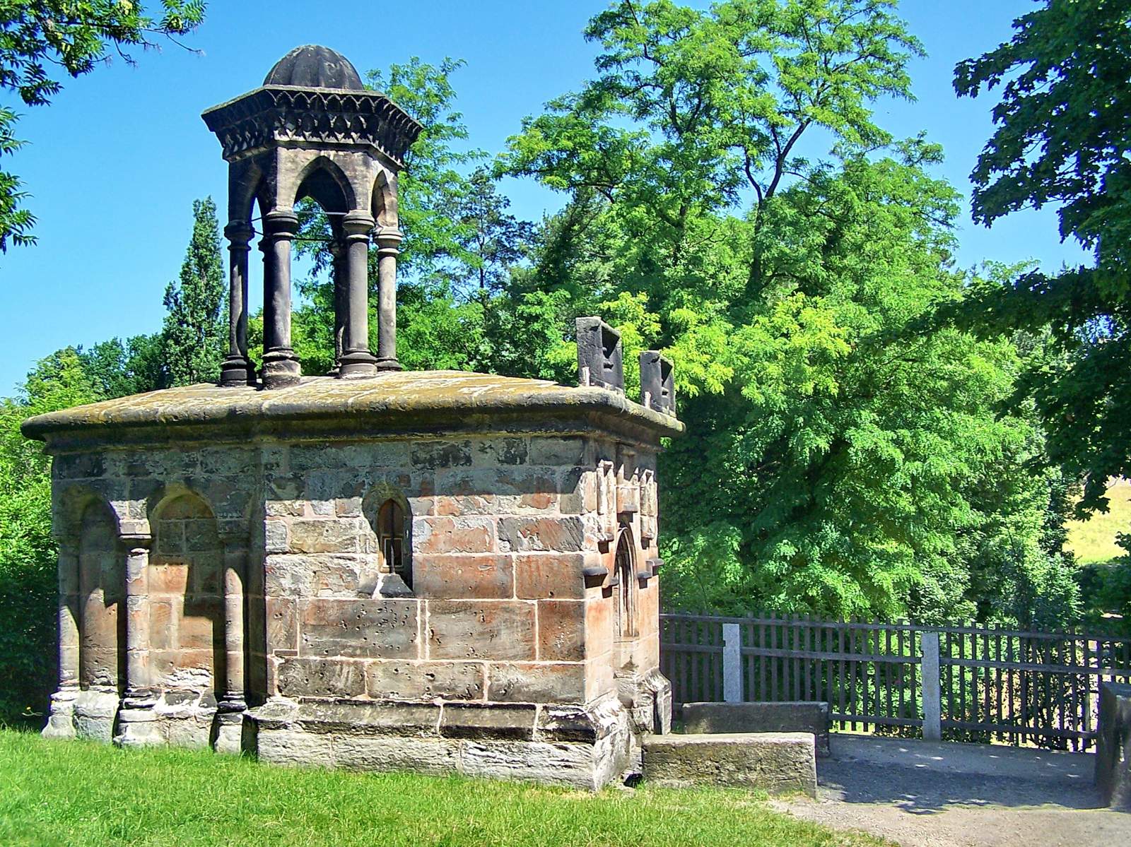 Funerary chapel